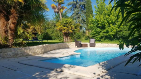 Villa Les Roses -8 pers- Piscine chauffée & cuisine d'été en Gascogne